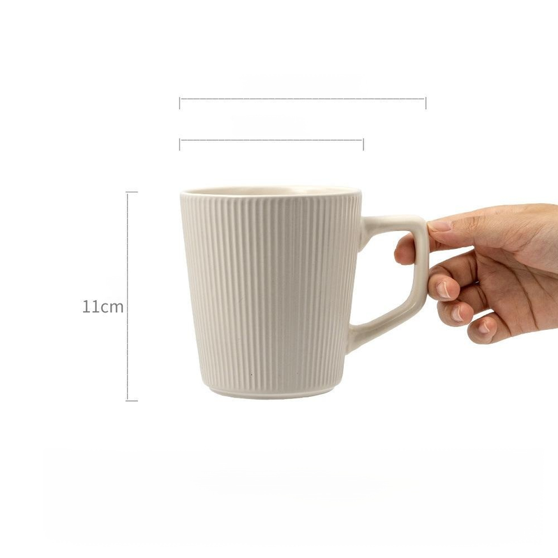 Home Use Large Capacity Embossed Ceramic Coffee Cup Water Cup