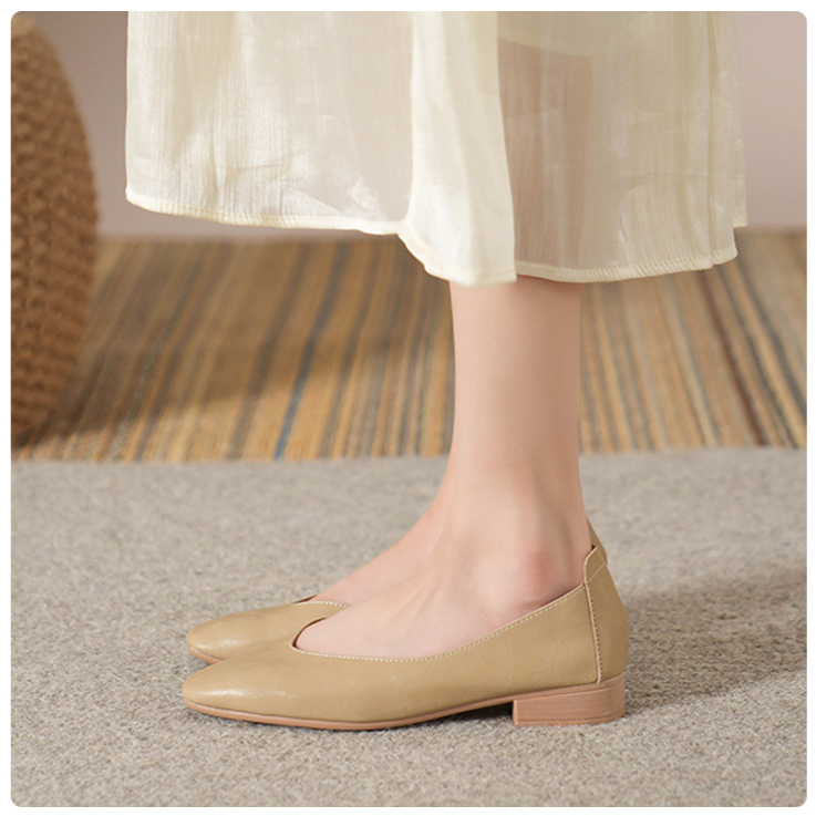 여성 데일리 단화 스타일링 예시