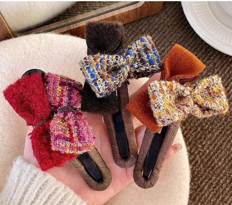 Pinza para el pelo con diseño adorable y tierno