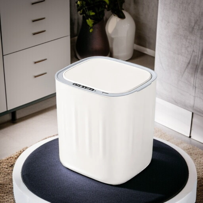 Smart Garbage Bin with Digital Display