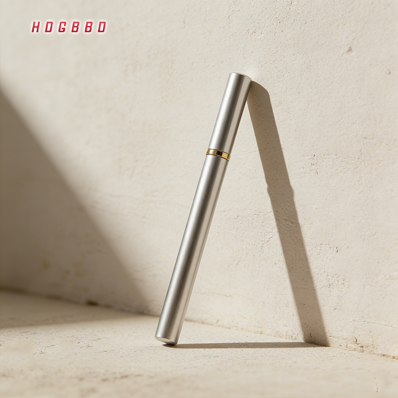 ดินสอเขียนคิ้วสีน้ำตาลเนรมิตคิ้วสวย