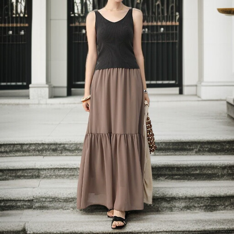 드롭감이 큰 케이크 스커트 디테일