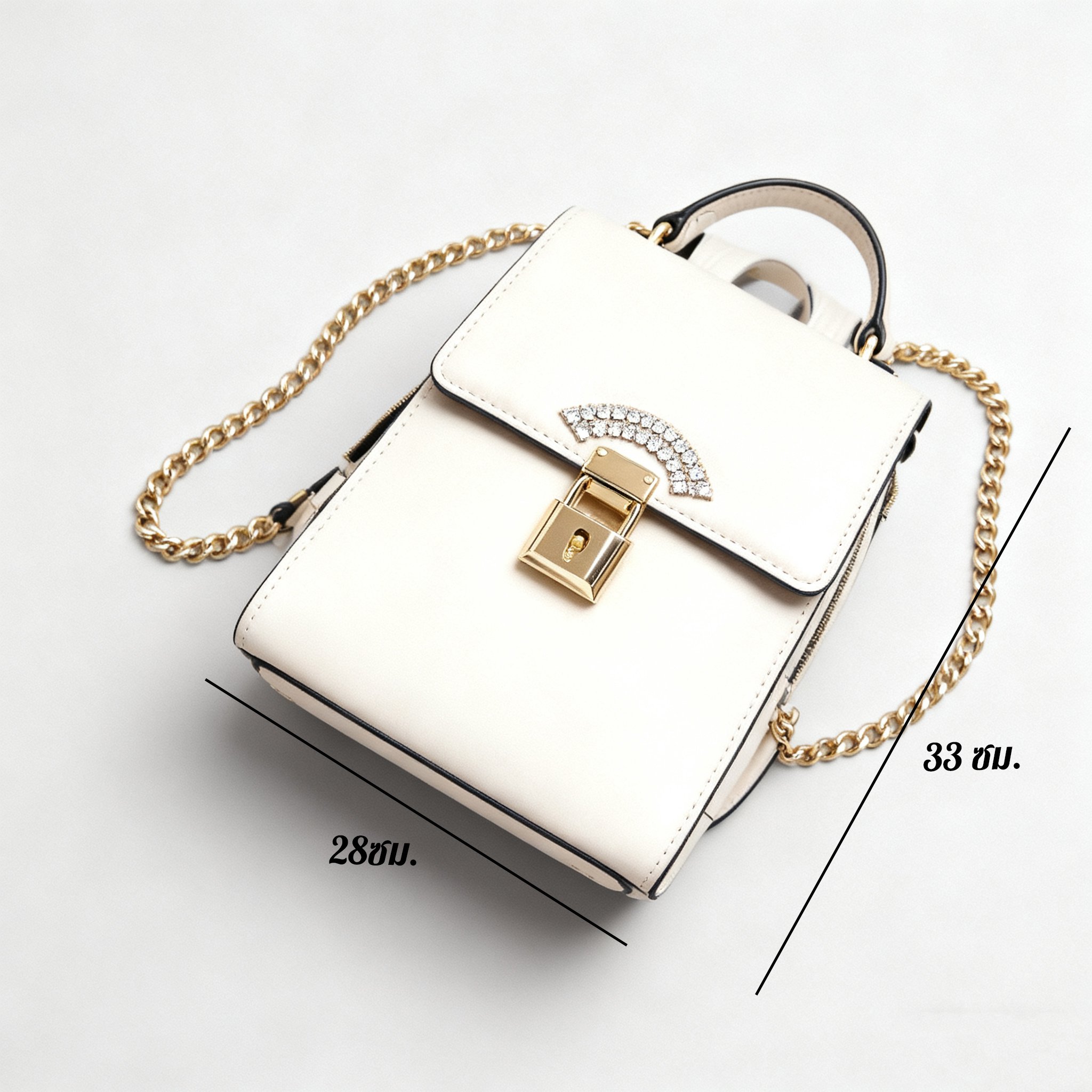 เป้สะพายหลังแฟชั่นสีขาวเหมาะกับทุกโอกาส