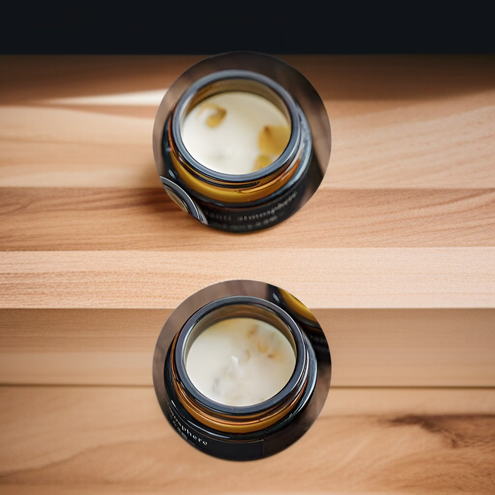 ديكور منزلي باستخدام شمعة معطرة زجاج بني