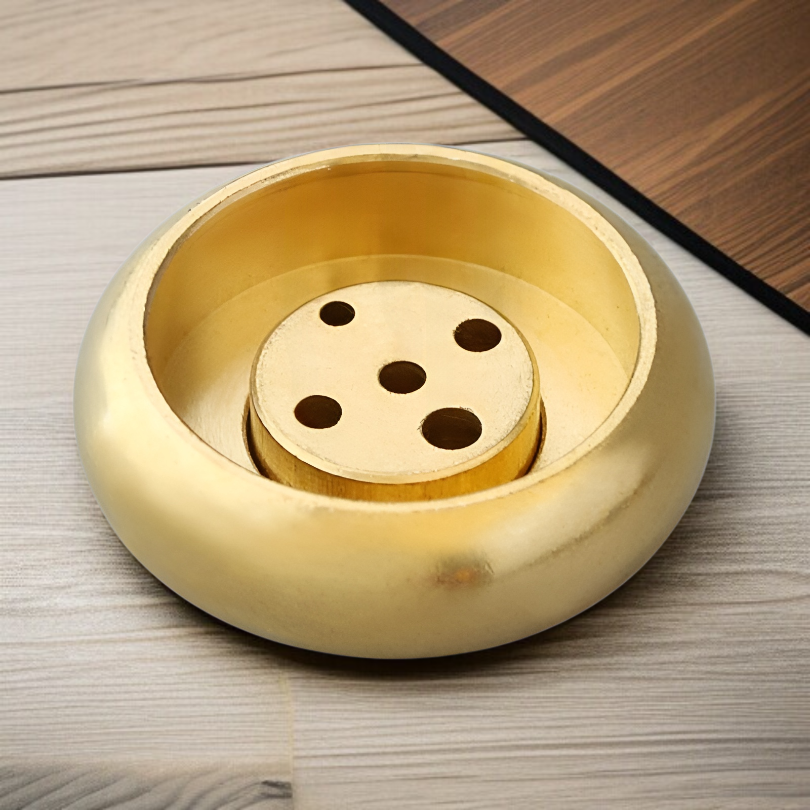 ทองแดงบริสุทธิ์เก้าหลุมปักกระถางธูปเสริมสิริมงคล