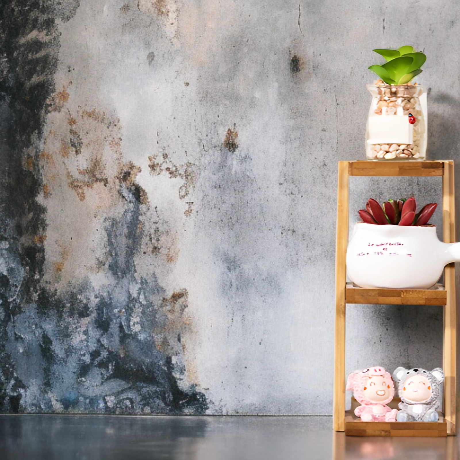 小さな植木鉢を置いたフラワースタンド