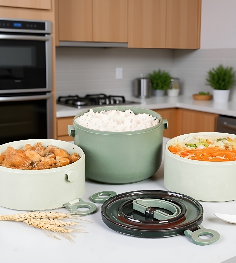 保温性に優れたランチボックスの内部