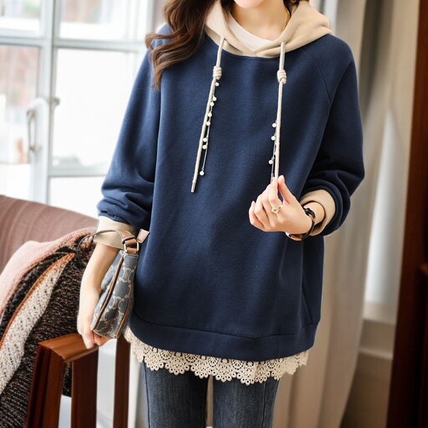 フード付きのパッド入りのセーターのジャケット緩い脂肪質の姉妹のセーターの女性大きいサイズの冬のセーター