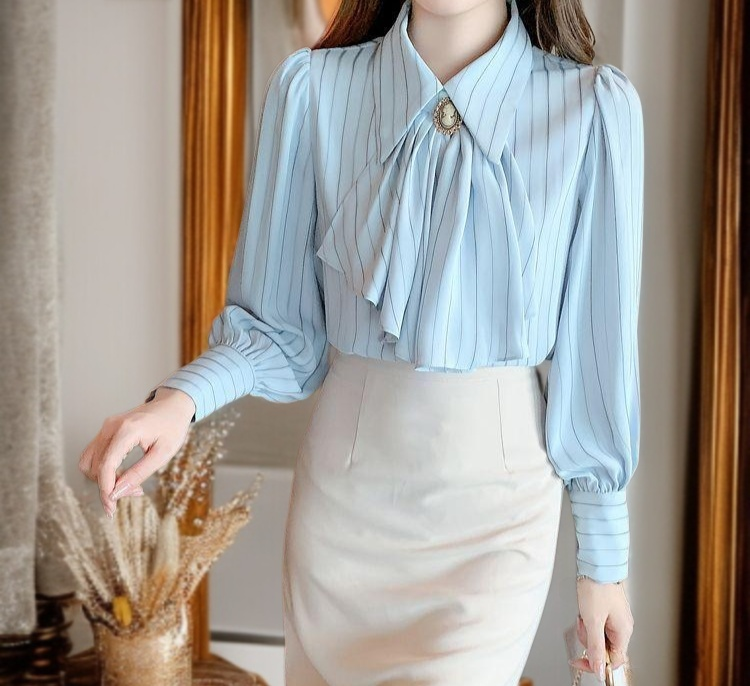 女士法式長袖條紋襯衫正面展示