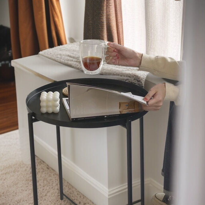 현대 철예 작은 원탁 전체 모습