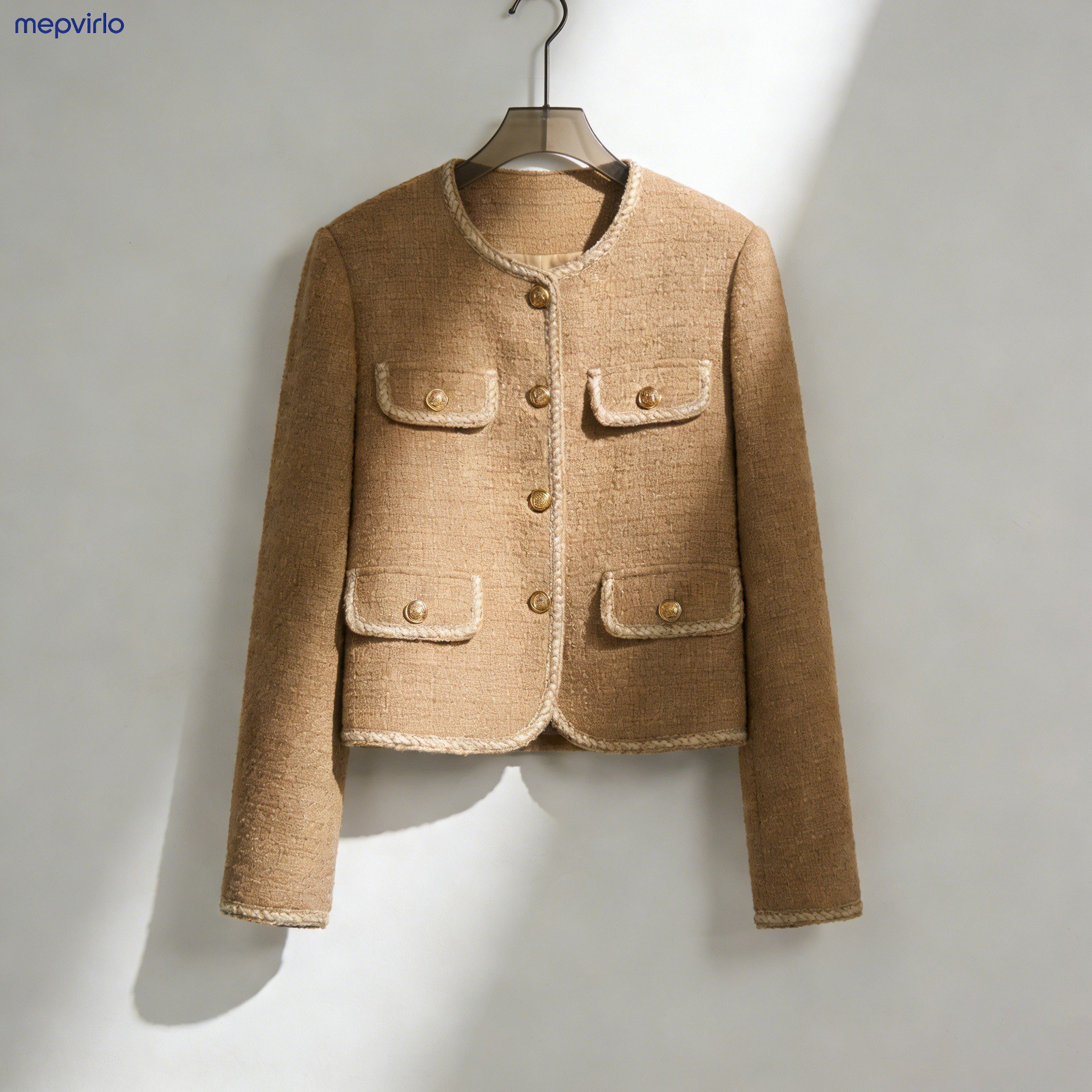 여성 짧은 자켓