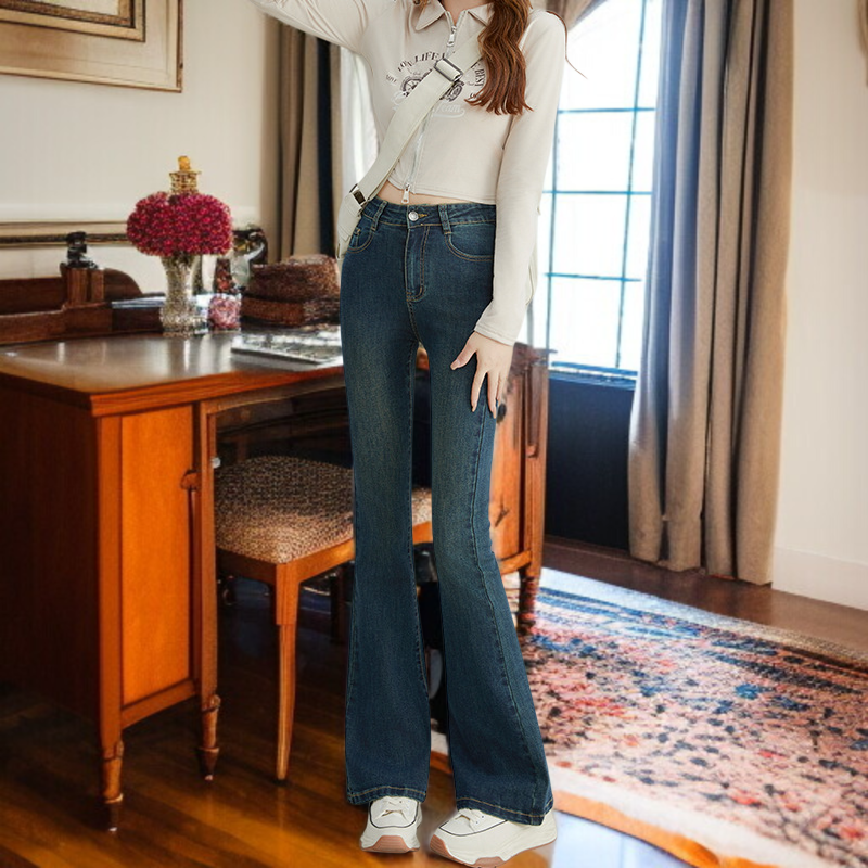 小さめハイウエストワイドジーンズ全体像