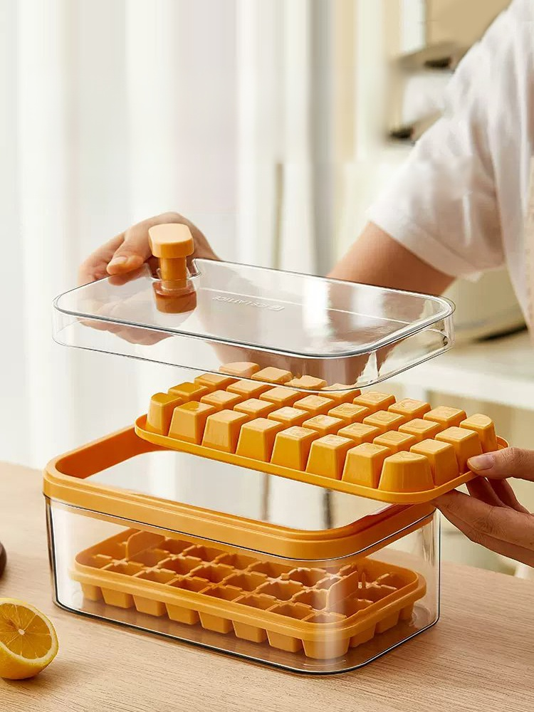 Silky smooth demoulding Pressing the ice box