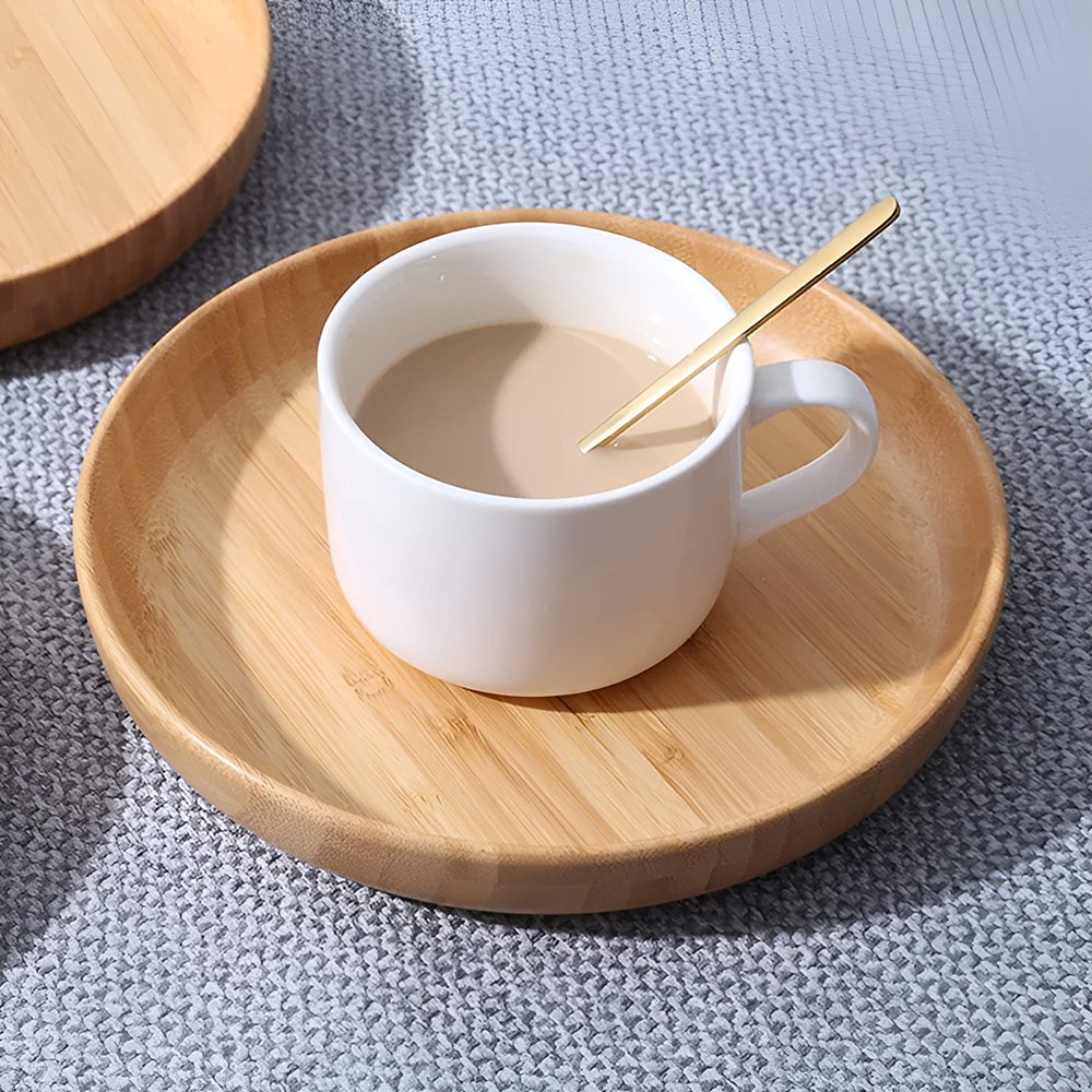 Round wooden dining plate