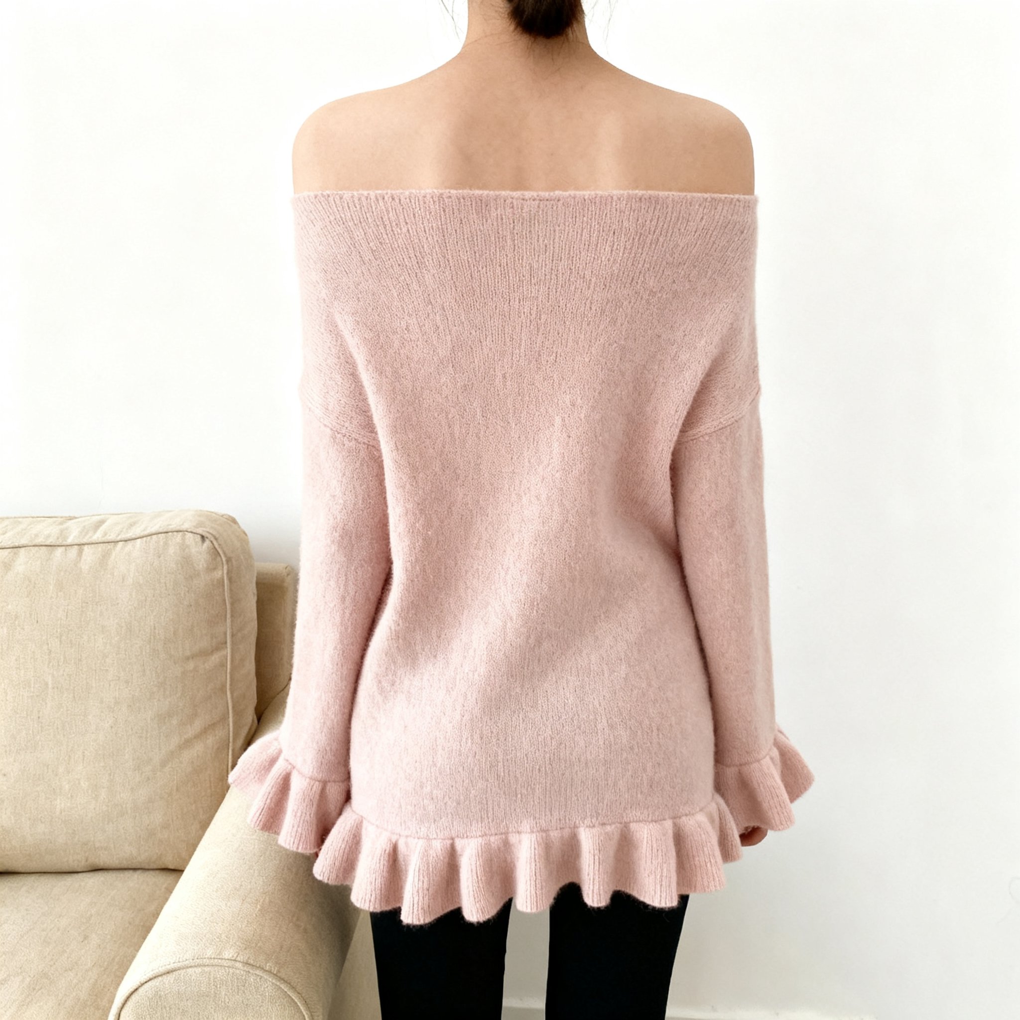 オフショルダーラッフルスリーブセーター全体画像