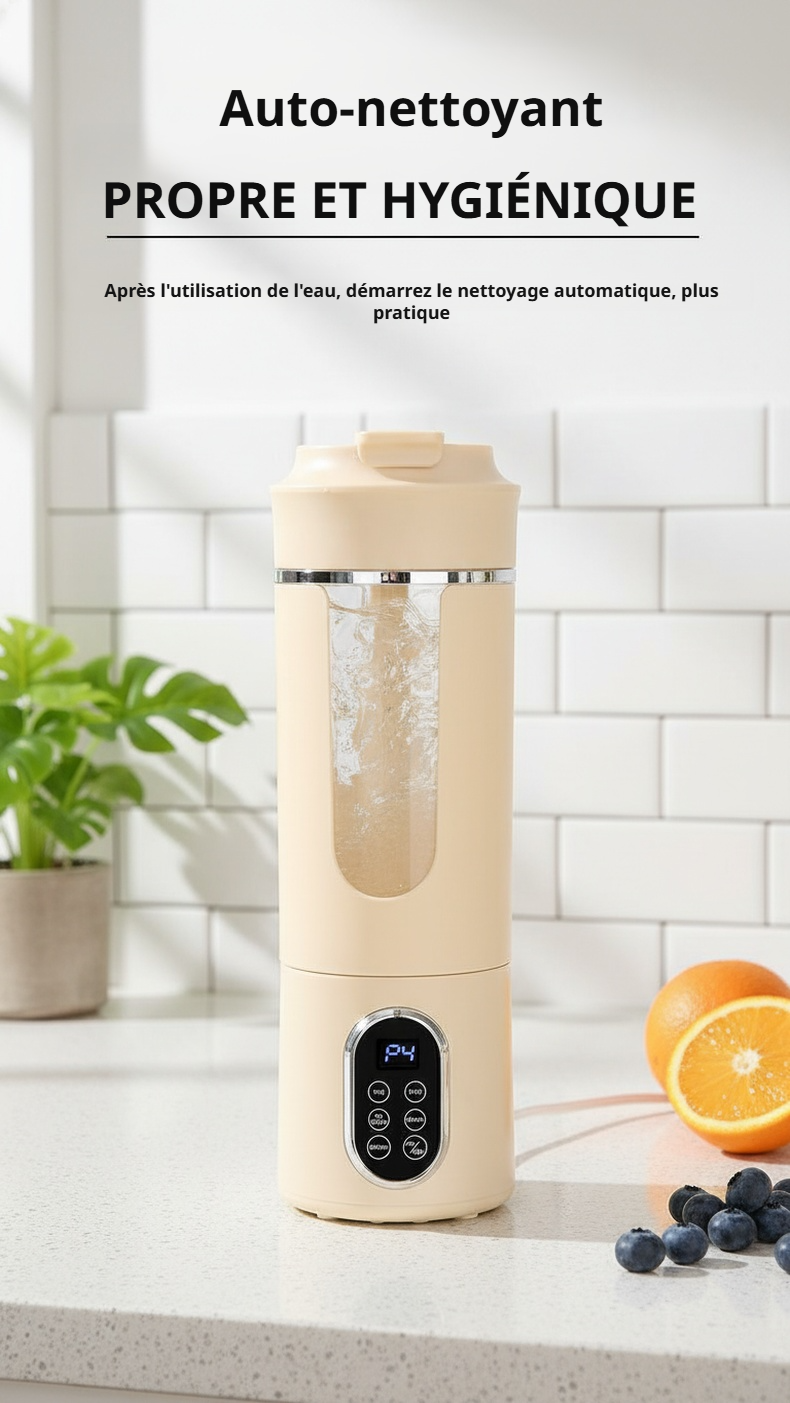 Presse-agrumes rechargeable en cours de nettoyage