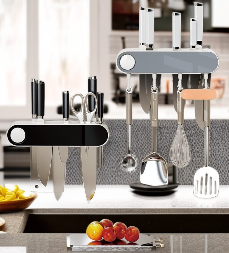 안전하게 칼을 수납하는 주방 선반