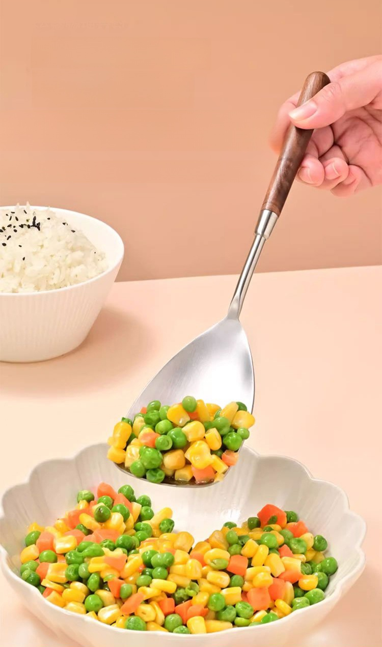 환경 친화적인 호두나무 국자