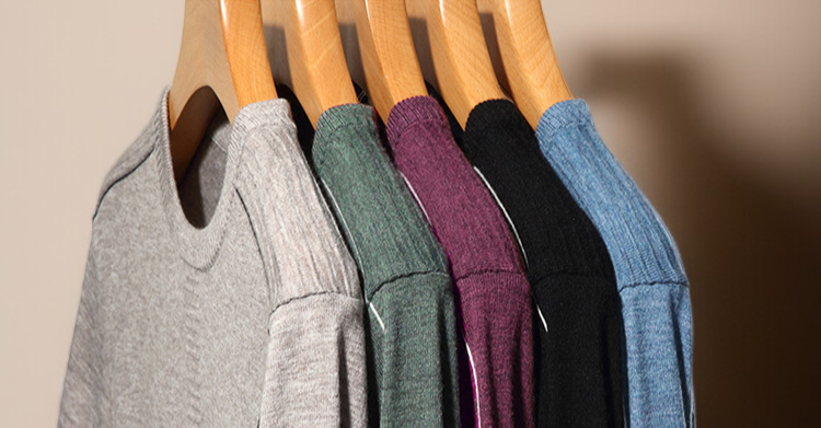 남자 데일리룩 터틀넥 스웨터 스타일링