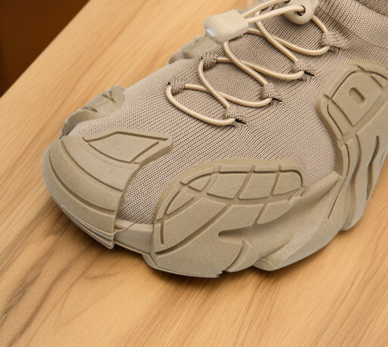 時尚大尺碼男士運動鞋整體外觀