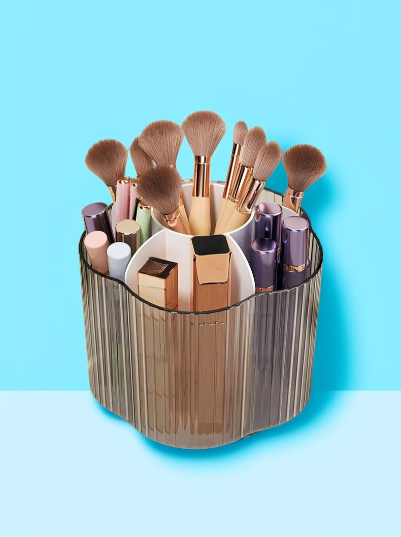 Schulbedarf ordentlich verstaut in der Aufbewahrungsbox