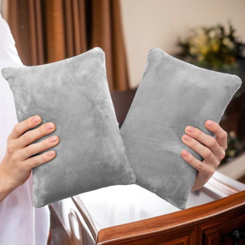 旅行迷你絨布枕頭