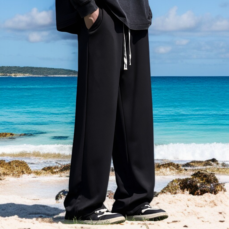 편안한 착용감의 남성 일자 팬츠 디테일