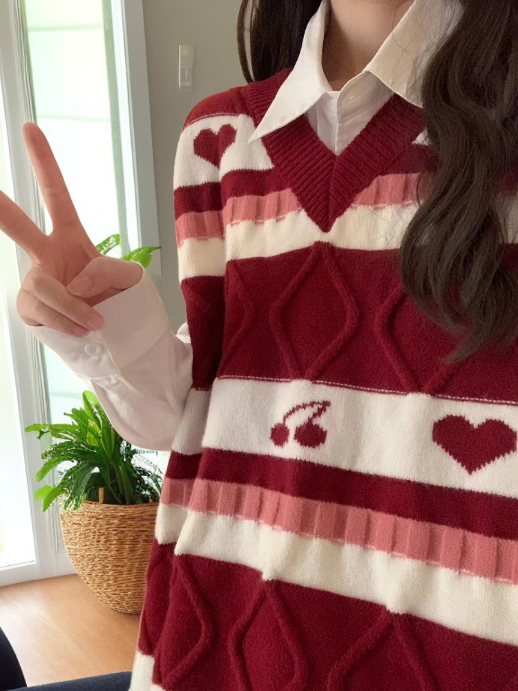 トレンド感のある女子学生セーターデザイン