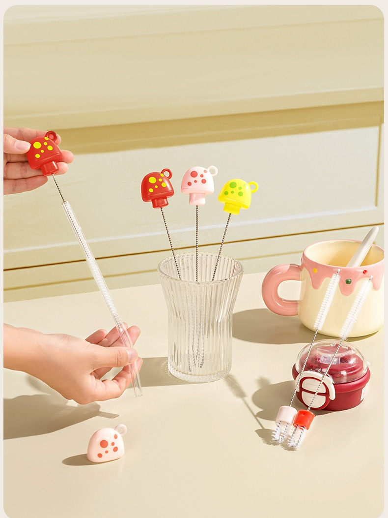 Small mushroom head bottle brush for baby kitchen use