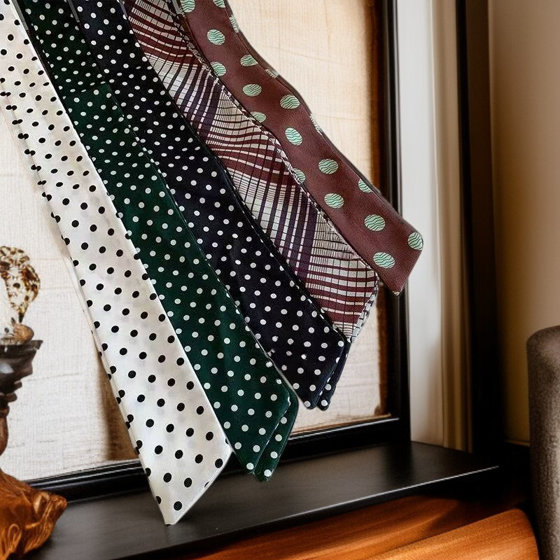  Eleganter Halstuch für Blusendekoration