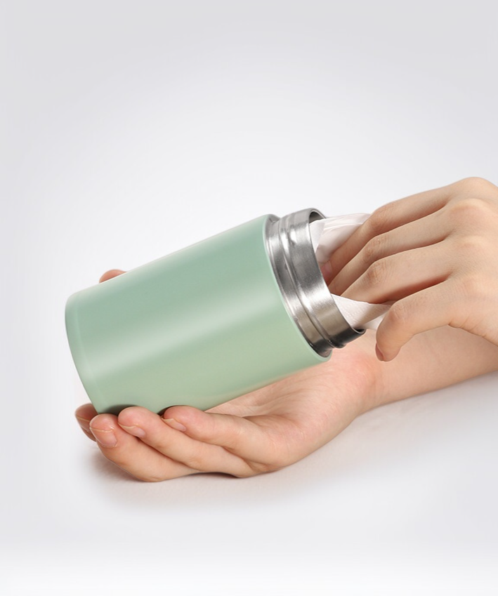 片手で持てる小型魔法瓶カップ