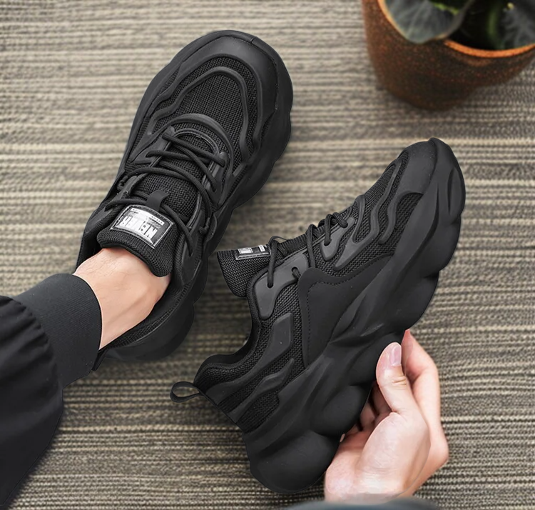 ファッション性と機能性を兼ね備えたメンズシューズ