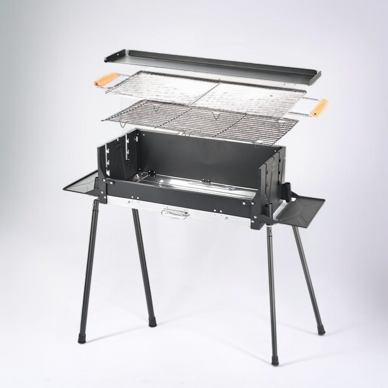 Outdoor portable BBQ grill