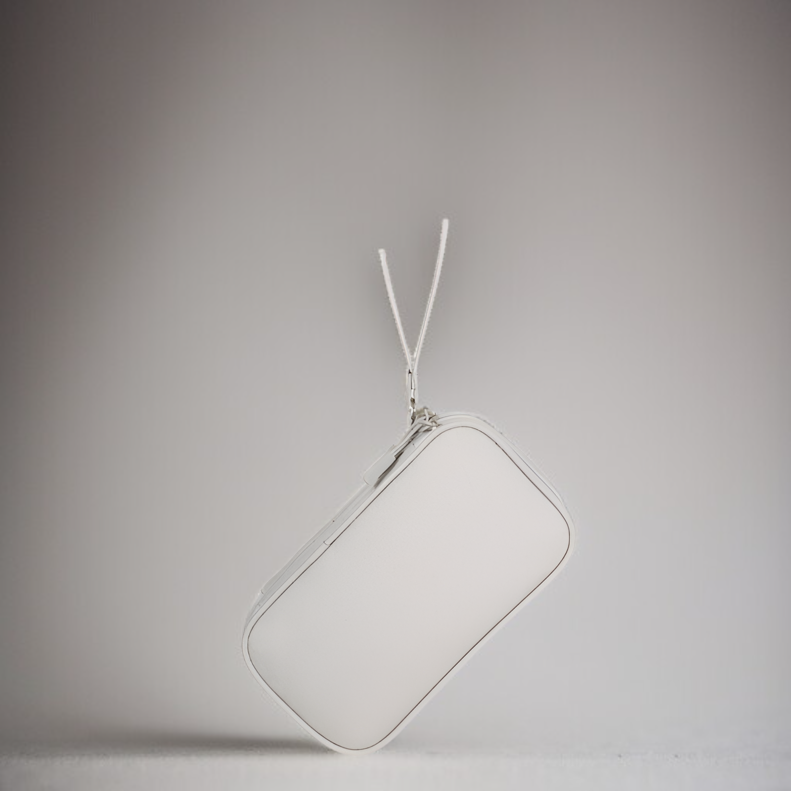 數據線收納包多格層設計