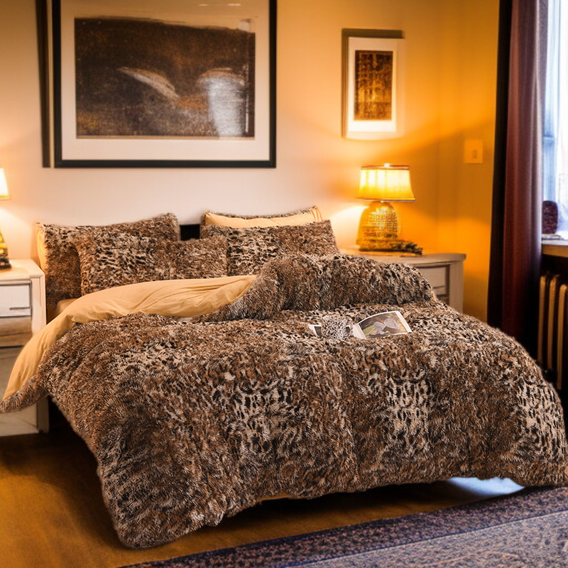 세련된 디자인의 침대 커버와 베개 세트