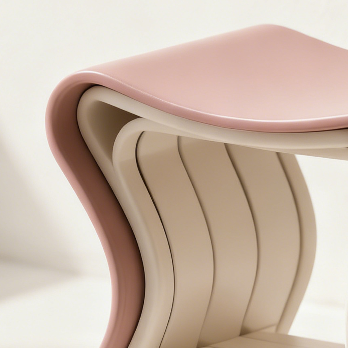 滑り止め付きバススツールの使用例