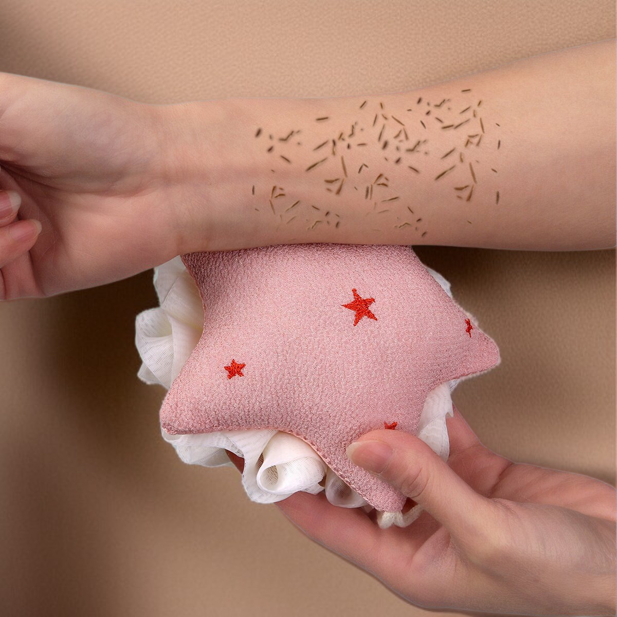 Durable bath sponge does not scatter