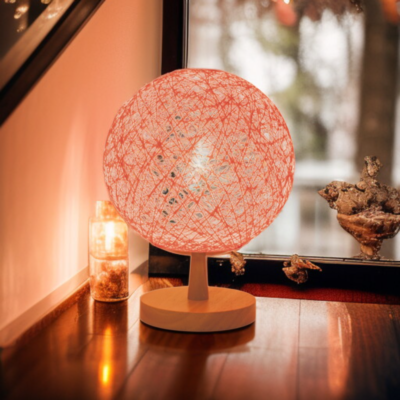 삼베 로프와 등나무 공 모양 테이블 램프