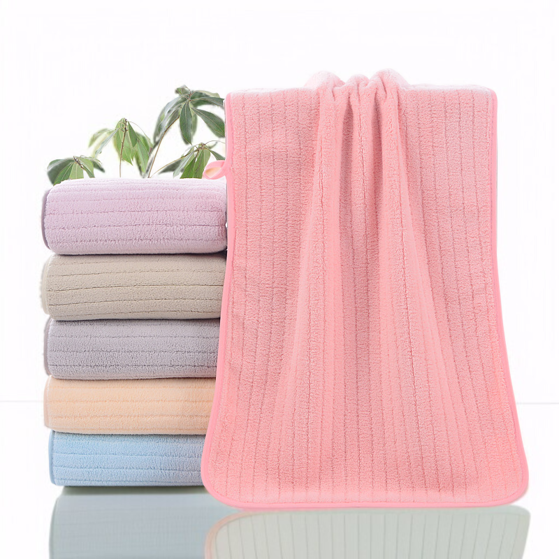 코랄 잔 가느다란 타월