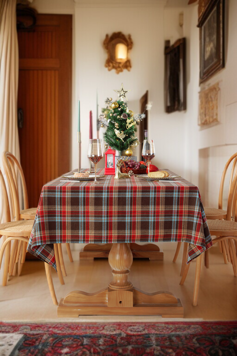 가족 모임을 위한 고급 폴리에스터 식탁보