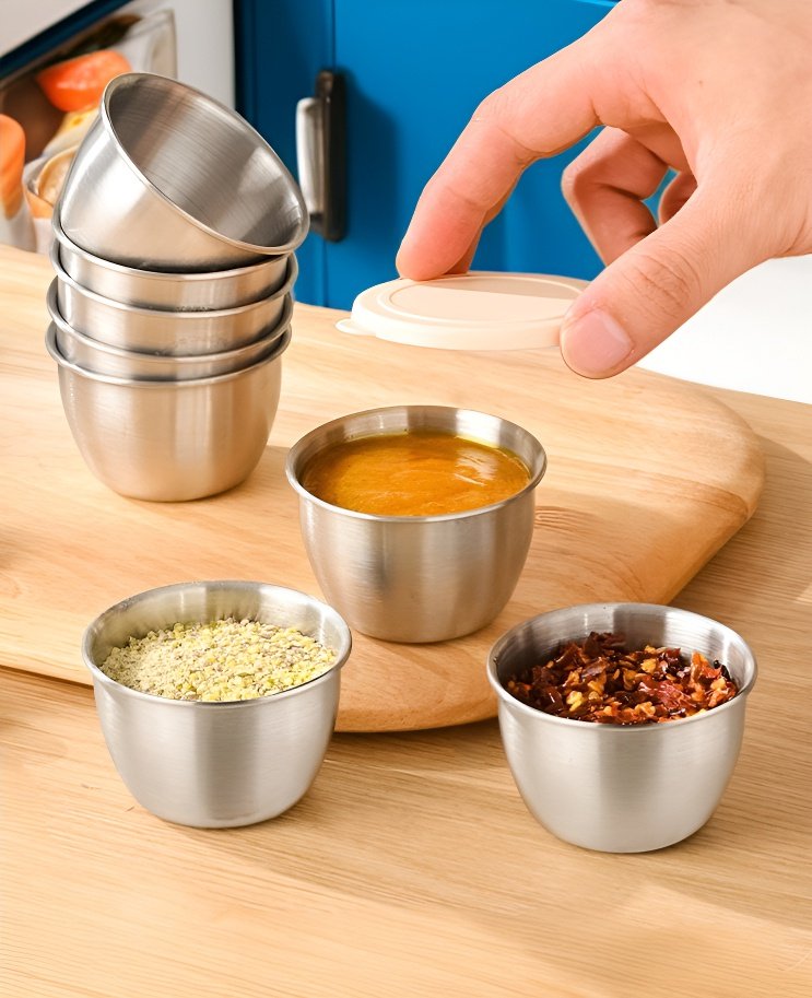 304 스테인리스 재질로 위생적인 양념 보관함