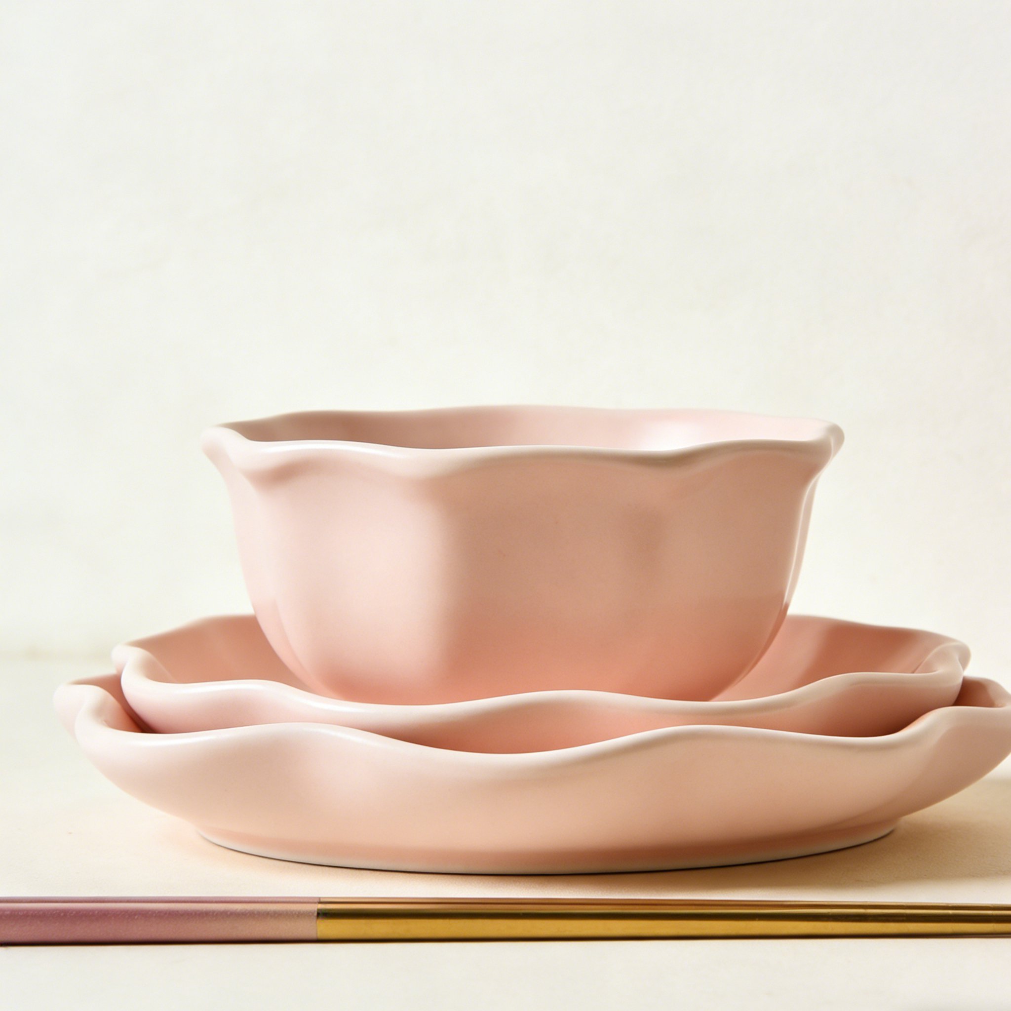 食器セット（お椀・お皿・箸）4人用