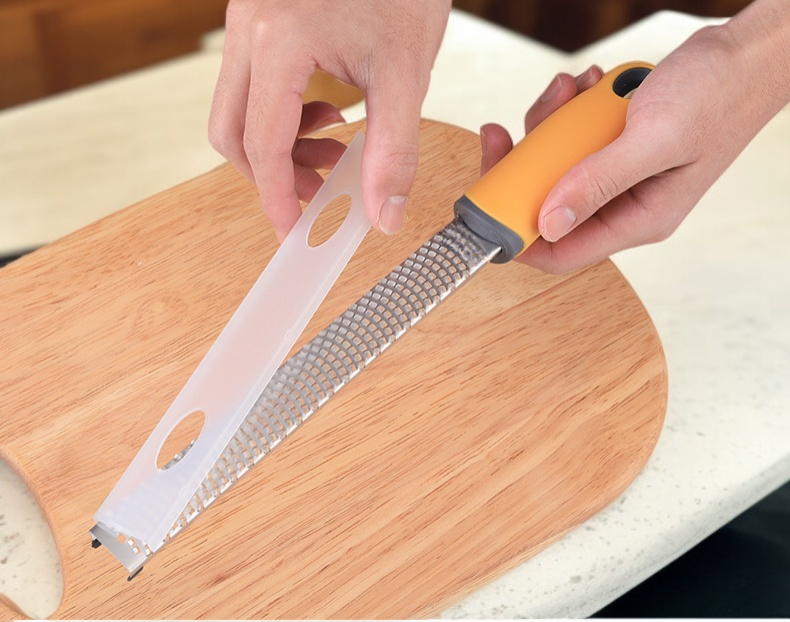 تفاصيل تصميم مبشرة الفواكه والجبن