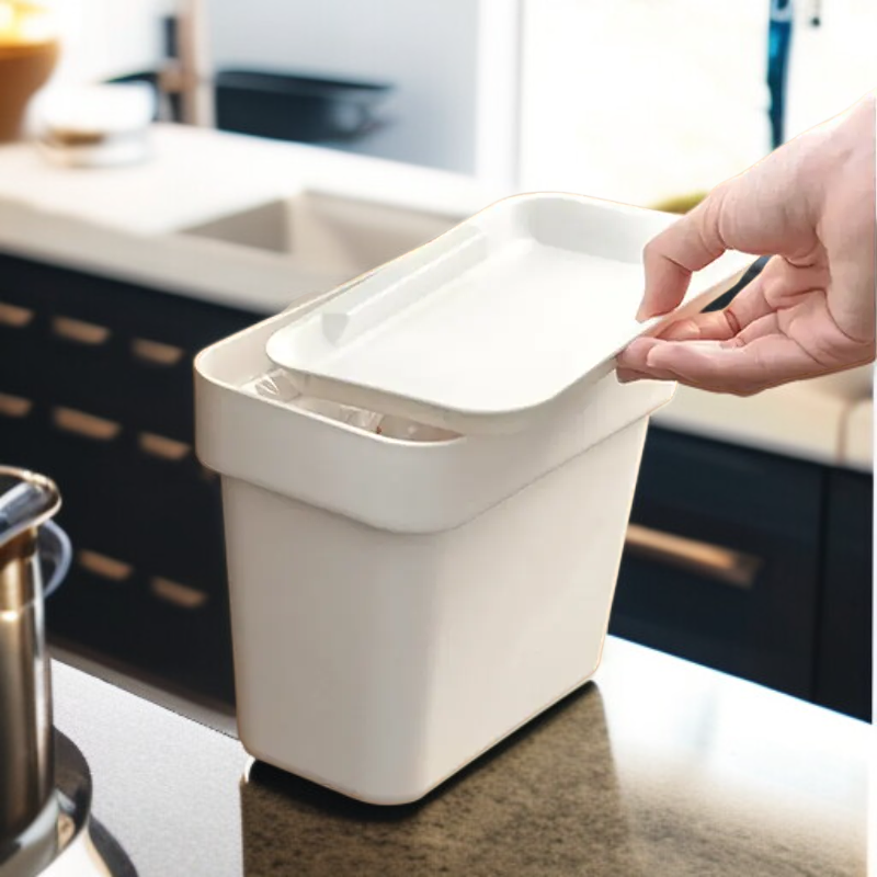  キッチンシンク用吊り下げ式生ごみ箱 2L（モデンブラン）