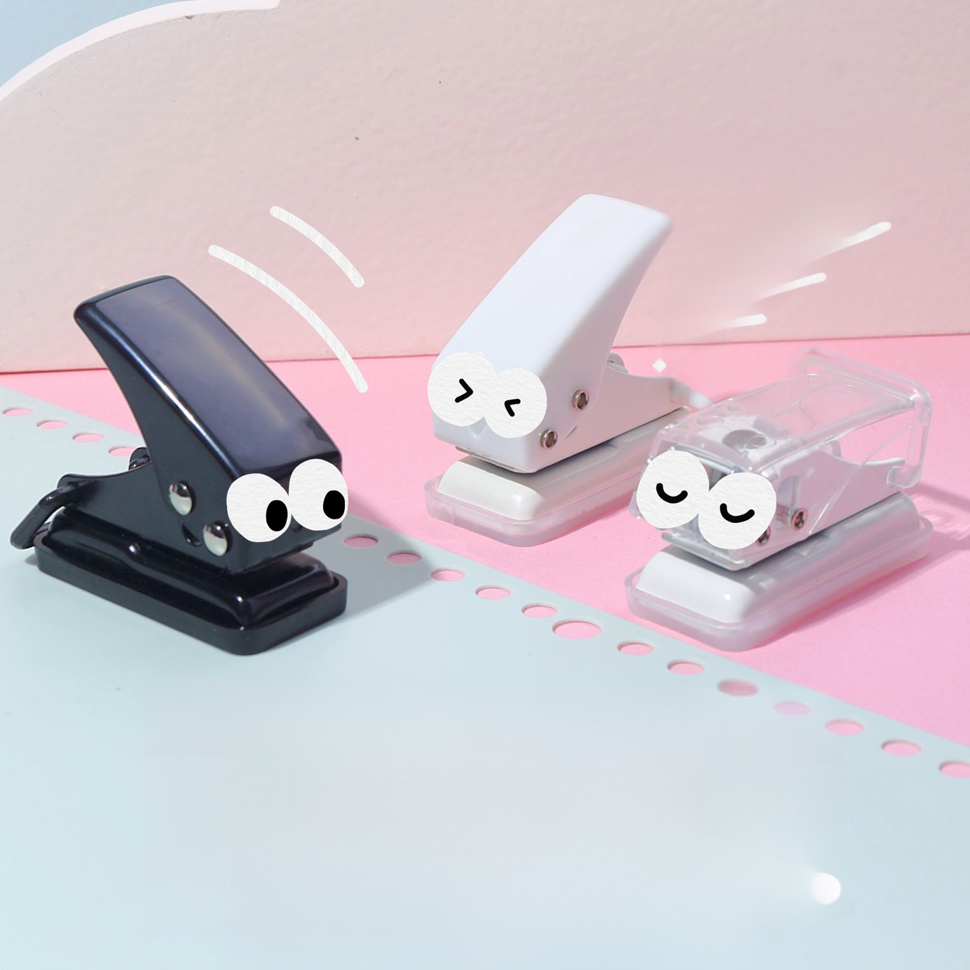 Small manual hole punch