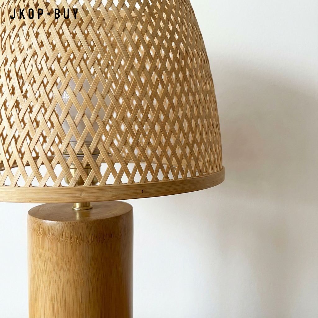 Lampe de table en bambou design moderne
