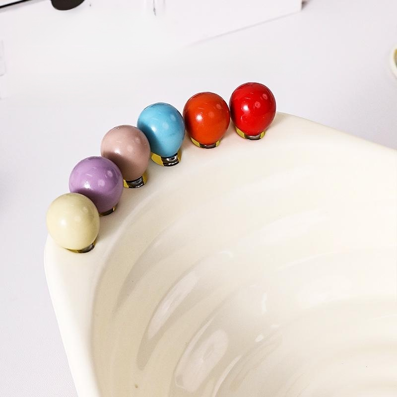 Large capacity French spiral fruit bowl