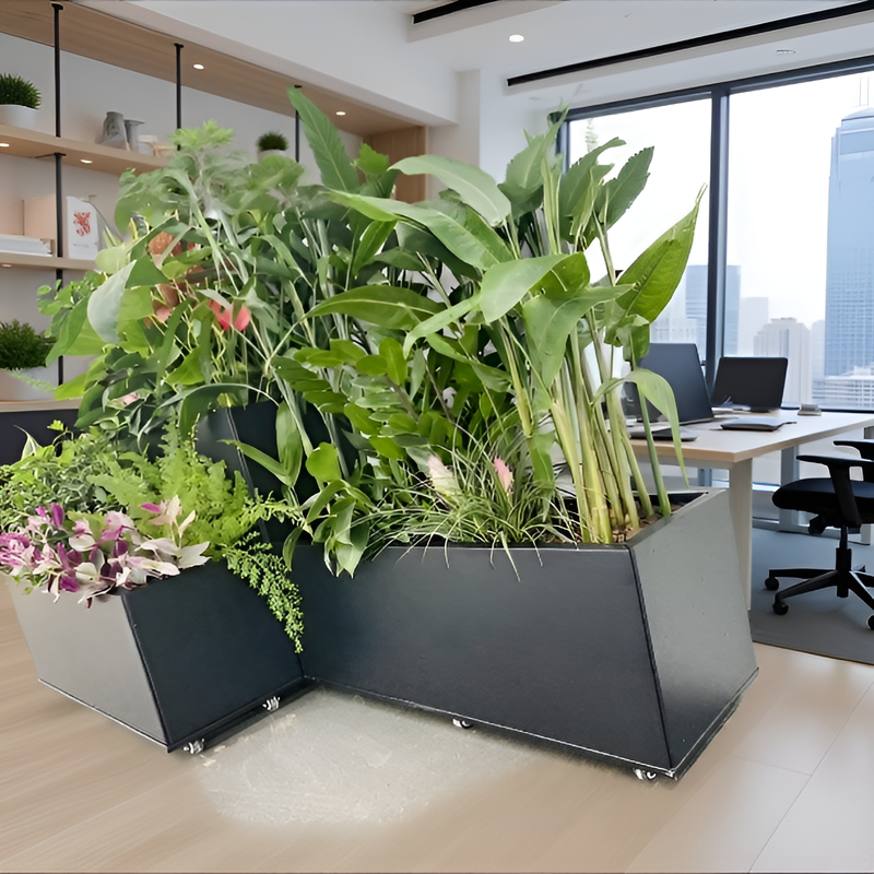 Metalowe doniczki ogrodowe