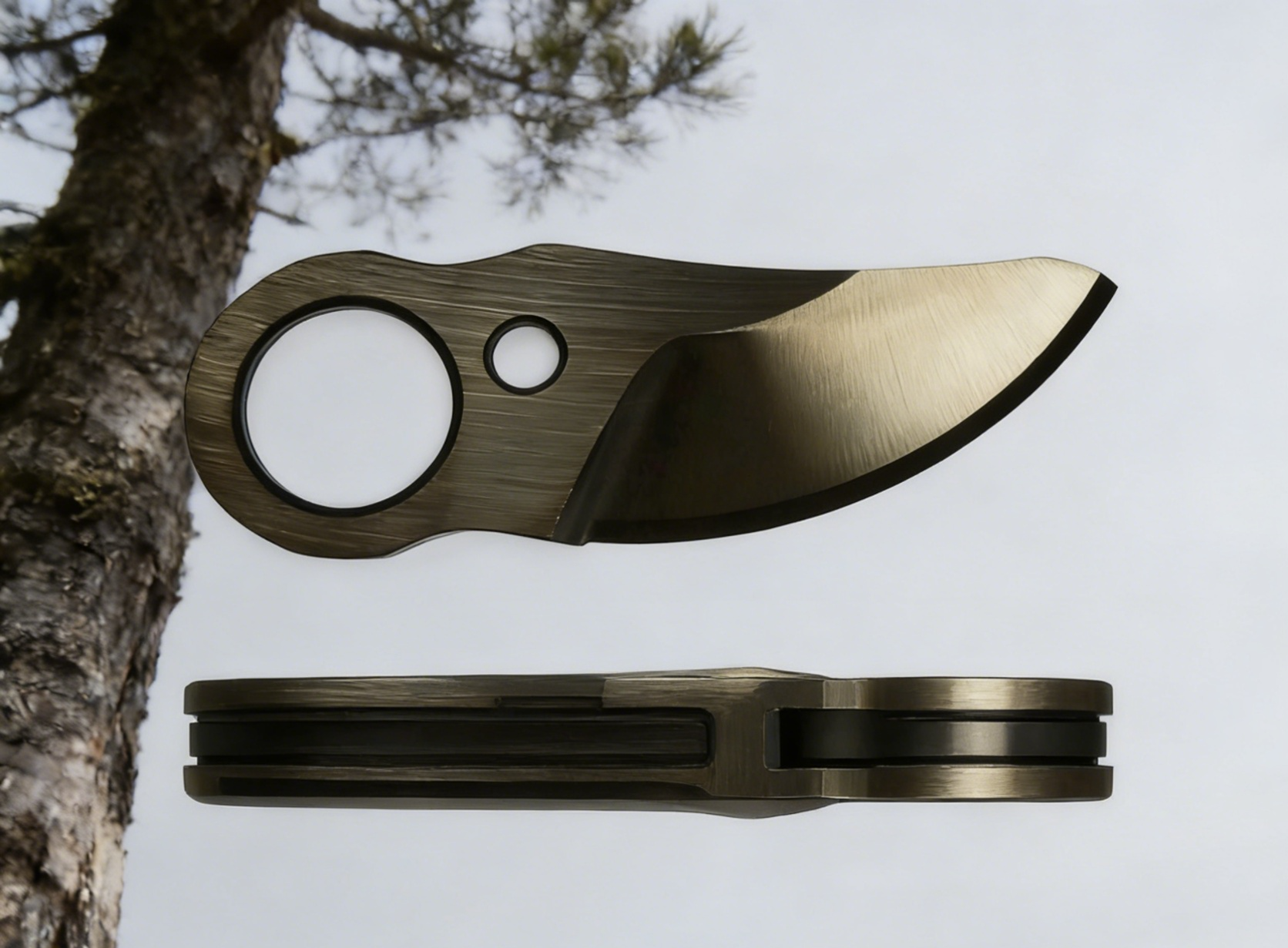 Rechargeable pruning shears close-up