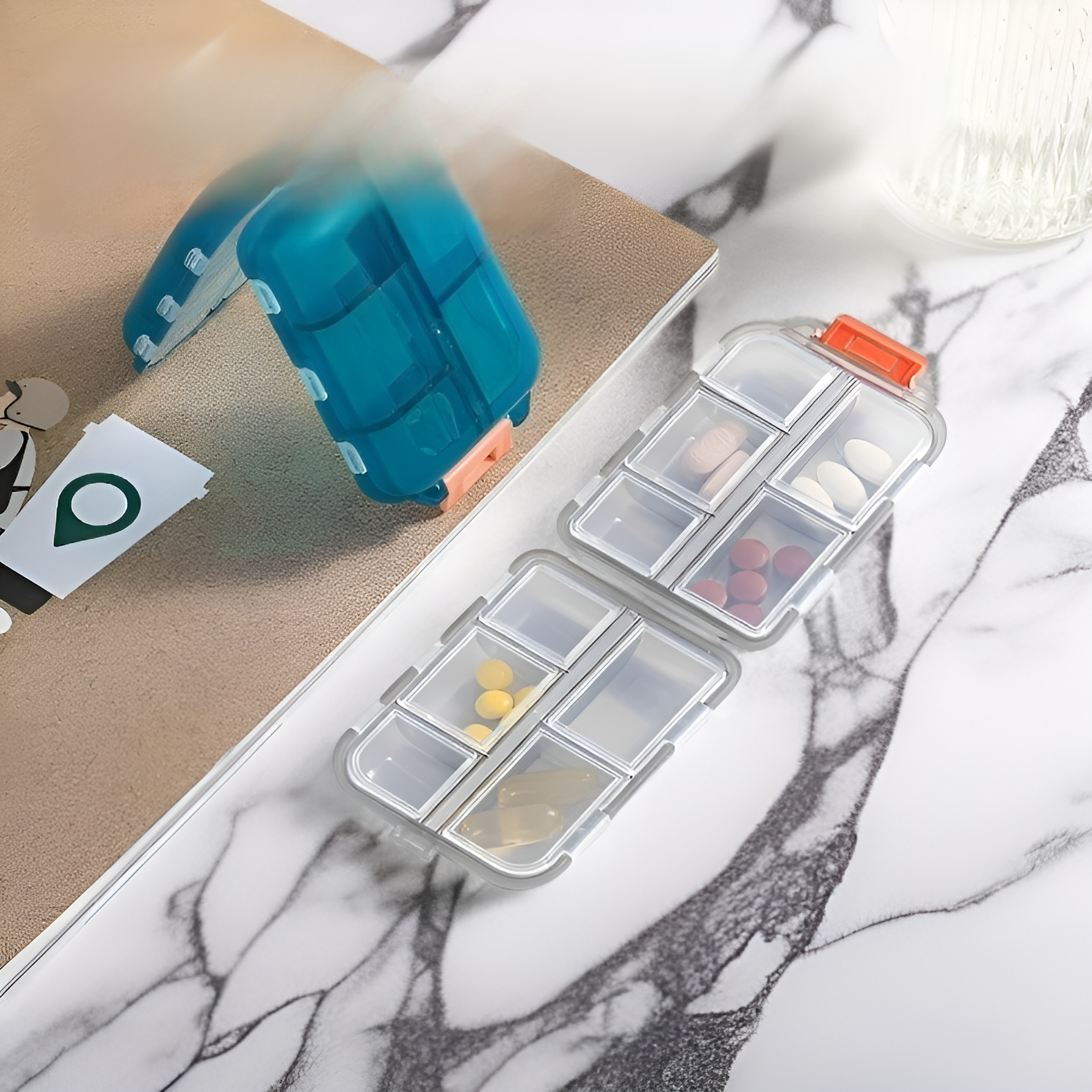 10-Compartment Sealed Portable Pill Case, Small PP Medicine Organizer